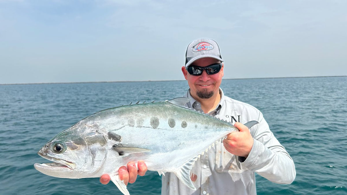 Torsdagsturen: Dubai dag 1 – queenfish på lånt grej