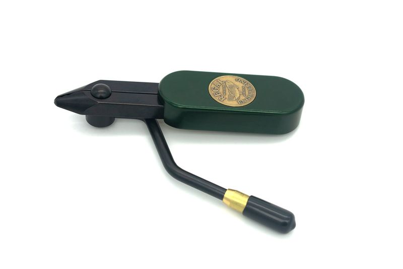 Medallion Series Head Only with Monster Jaws - Rustic Pine