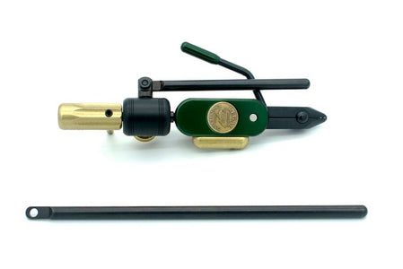 Du tilføjede <b><u>Revolution Series with Big Game Jaws Head-Body-Stem Combo Rustic Pine</u></b> til kurven.