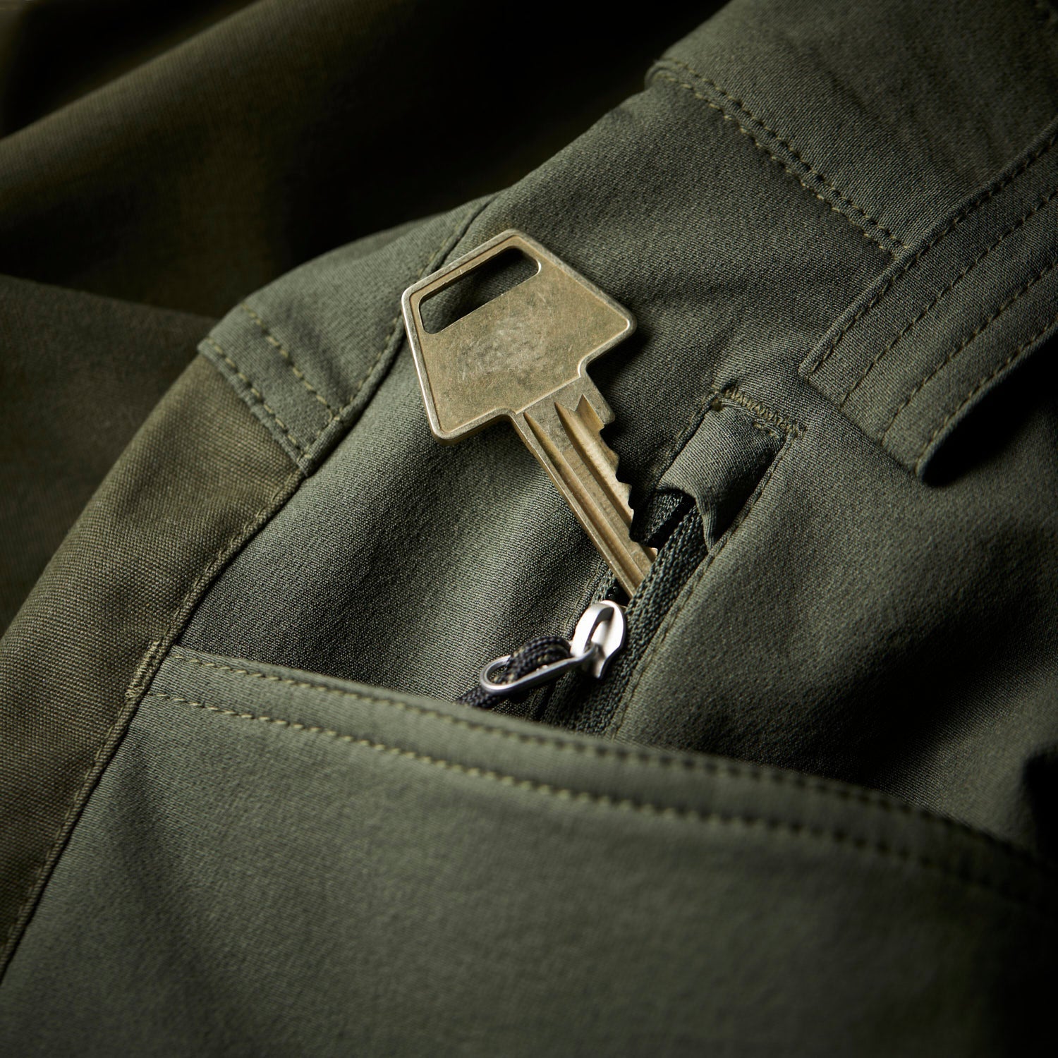 roxxo-forest-green-closeup-geoff-anderson-4.jpg