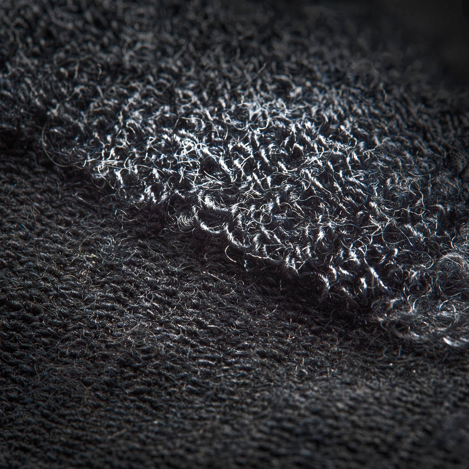 wizwool-merino-sokker-MidWeight-geoff-anderson-closeup-1.jpg